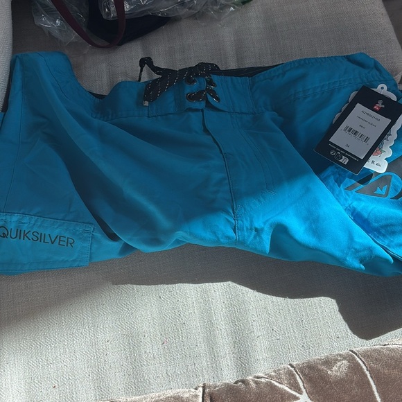 Quiksilver Men's Swimwear Regular Fit Fixed Waist UPF 50 Quick Dry Board Shorts - Picture 6 of 7